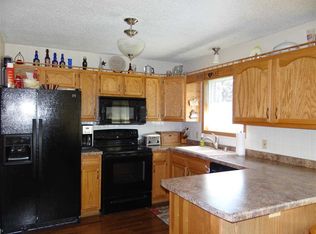 1203 S 5th St, Prairie Du Chien, WI 53821