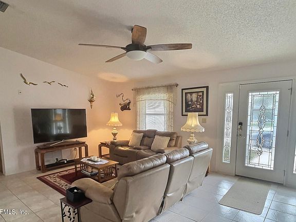 5th image of 104 ORANGE Drive