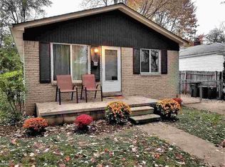62 W Madge Ave, Hazel Park, MI