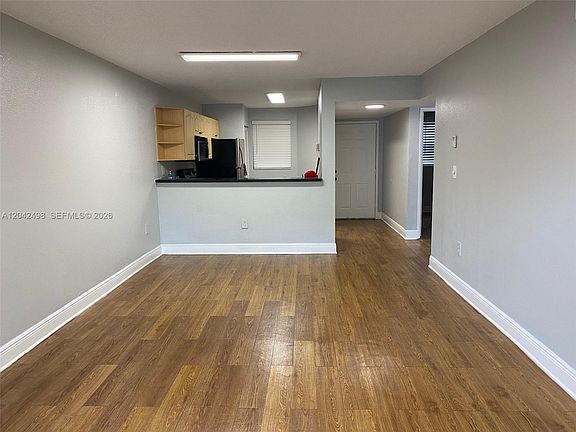 5th image of 9981 Nob Hill Ct Unit 9981