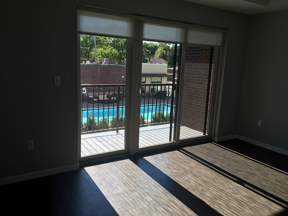 206 has view of the pool and clubhouse