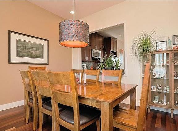 4th image of 5306 Chouteaus Bluff Dr