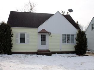 387 Longmeadow Rd, Amherst, NY 14226