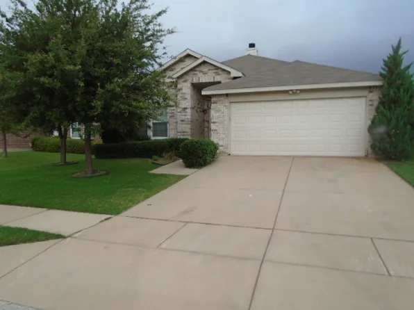 12713 Lost Prairie Dr, Fort Worth, TX 76244