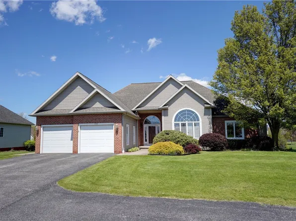3504 Chili Ave, Rochester, NY 14624