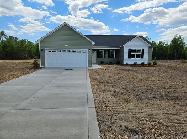 6070 Ari Ct, Fayetteville, NC 28312