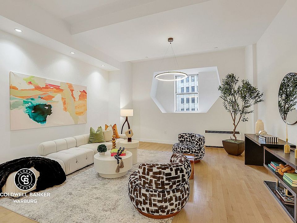 1st image of 15 Broad St APT 904