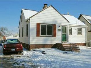 1438 Henderson Ave, Des Moines, IA 50316