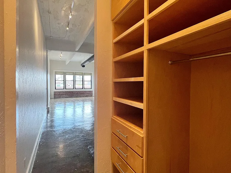 408 S Front St #508 — Photo 17