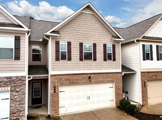 3642 Canyon Springs Dr, Oakwood, GA