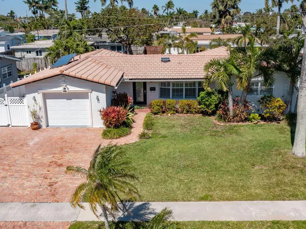 917 SE 16th Court, Deerfield Beach, FL 33441