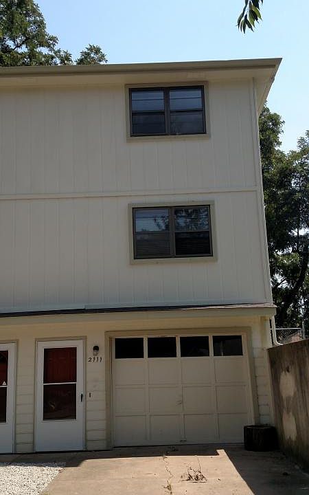 1st image of 2111 S 5th St