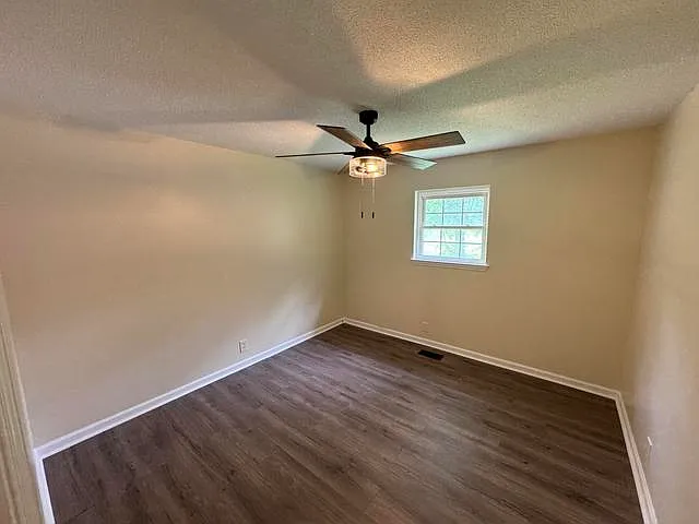 600 Pine Oaks Dr — Photo 5
