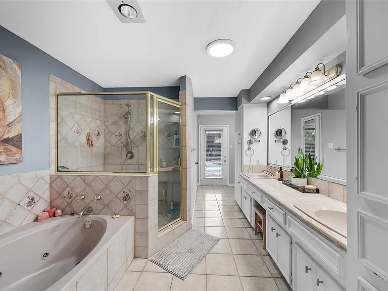 16210 Port O Call St — Photo 14