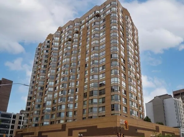 75 Riverside Dr E, Windsor, ON