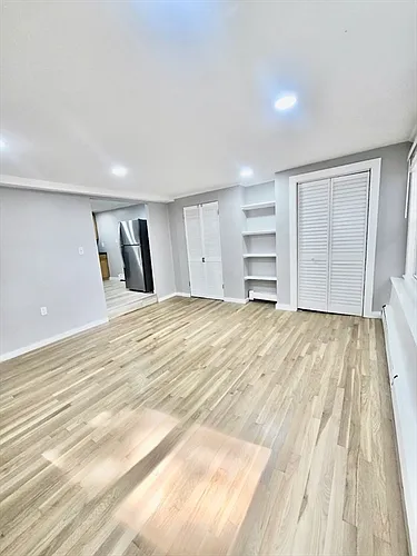 61 Gates St Photo 1