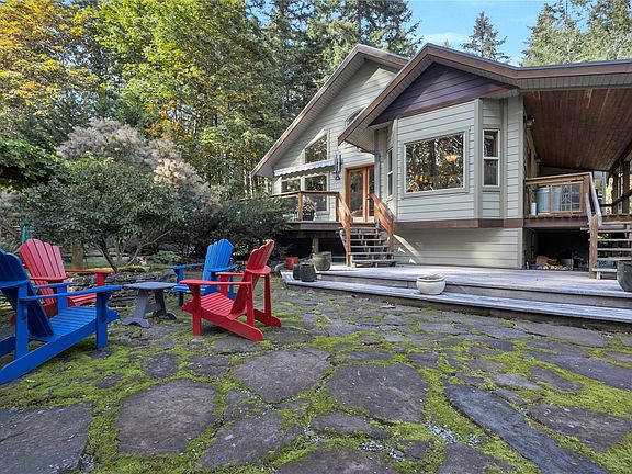 2nd image of 2575 Coho Dr