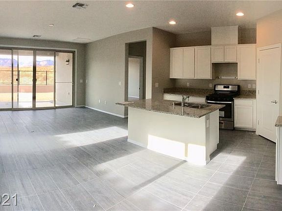 3rd image of 8983 Chestnut Sweet St