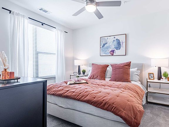 5th image of 305 Prine Pl #3413