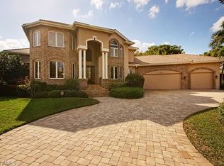 5601 Harborage Dr, Fort Myers, FL 33908