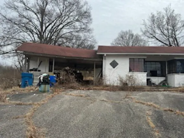 40 Bradford Hwy, Trenton, TN 38382