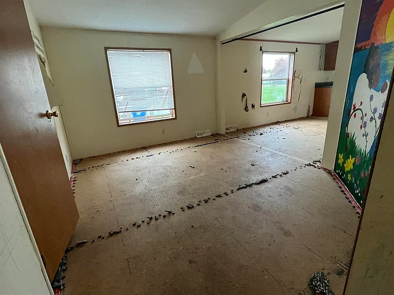 5434 E Crossway Ln — Photo 7