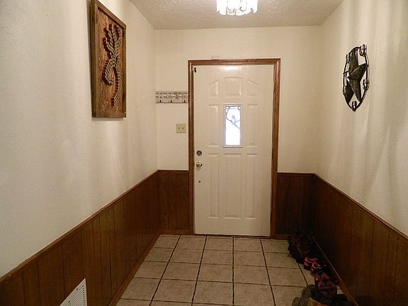 3rd image of 1709 NW Gray Warr Pl