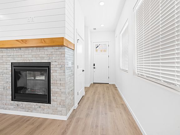 3rd image of 4202 Jenny Wren Ln #A-138