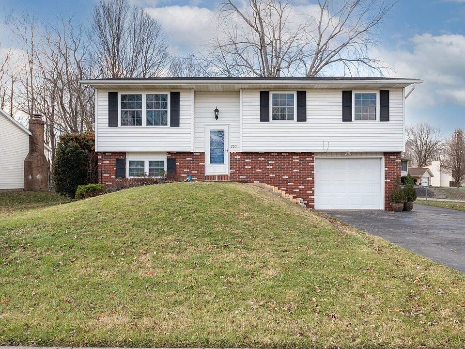 1st image of 205 Green Meadow Dr