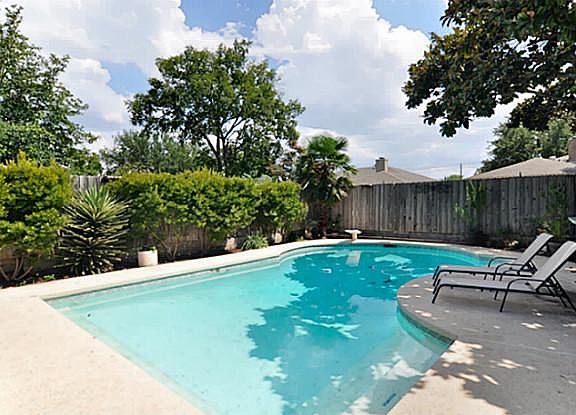 2nd image of 2520 Winfield Dr