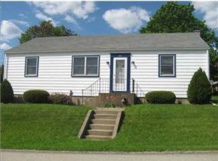 696 George St, Scottdale, PA 15683