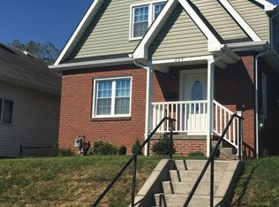 225 Brokaw Ave, Donora, PA 15033