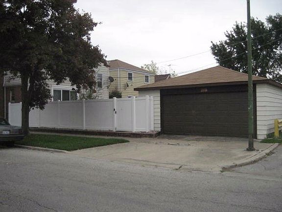 3rd image of 3058 N Osceola Ave