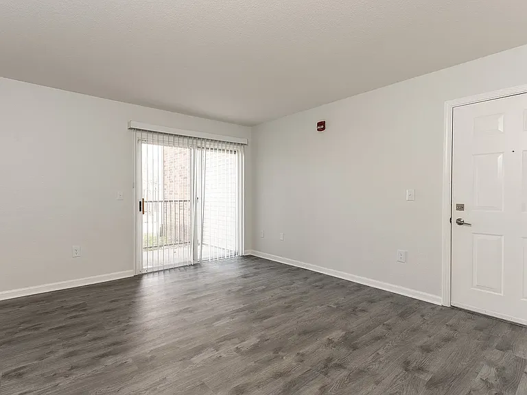 3833 Hoosier Woods Ct — Photo 19