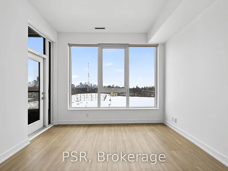 6 Parkwood Ave #509 — Photo 9