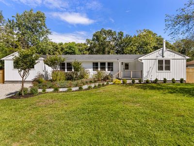 (Undisclosed Address), Hampton Bays, NY, 11946