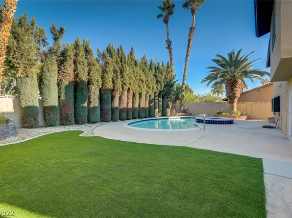 2205 Nieman Way, Las Vegas, NV 89146