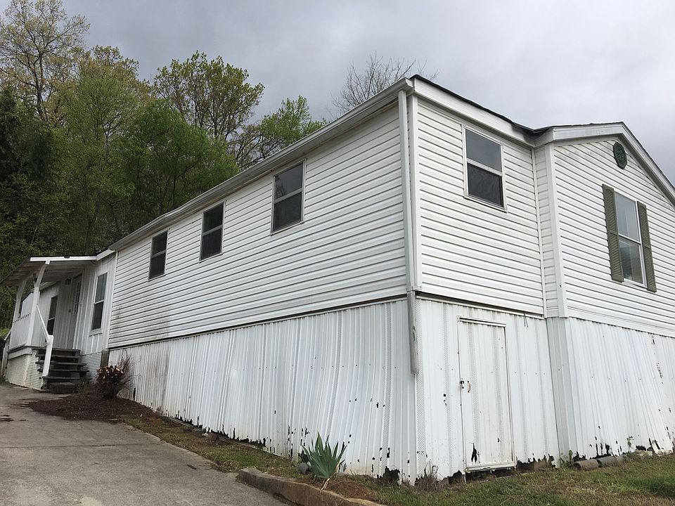 1st image of 125 Signal Hills Dr