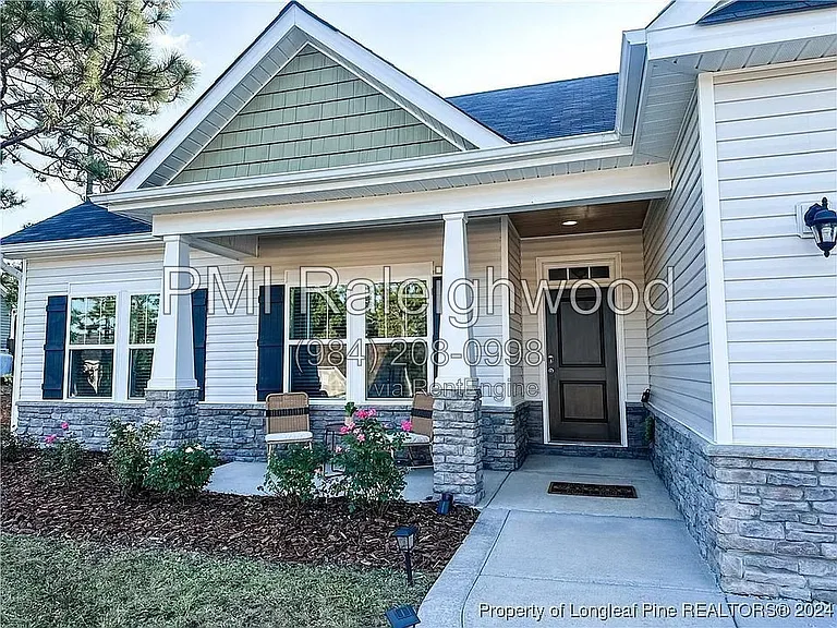 1245 Whitney Dr — Photo 1