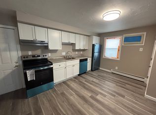 10 Henchman St #R, Worcester, MA 01605