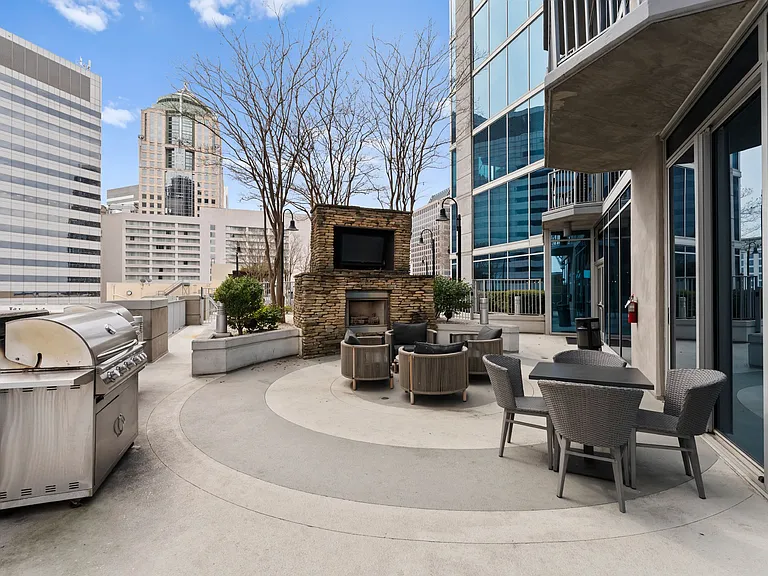 210 N Church St #1606 — Photo 30