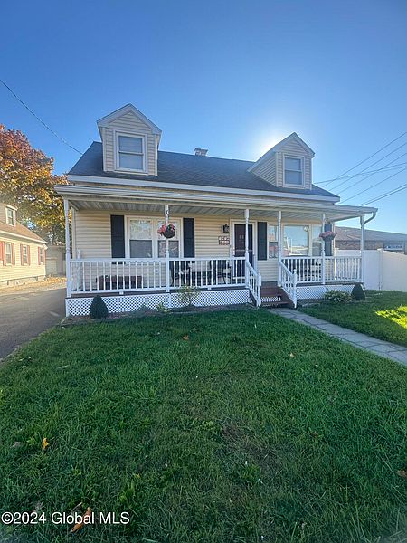 2nd image of 41 Saratoga Avenue