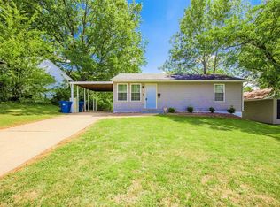228 McAlpine Dr, Saint Louis, MO