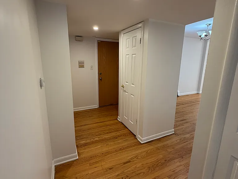 4643 Main St #1C — Photo 10