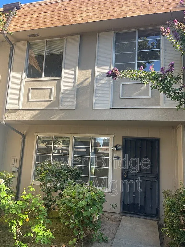 3 bed, 1.5 bath, 1191 sqft, $1,775 — Photo 2