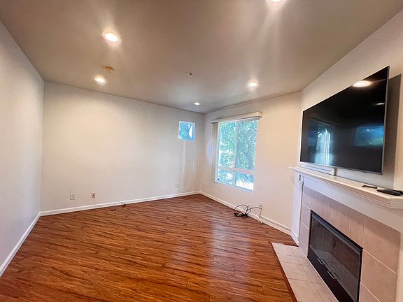 3rd image of 478 White Chapel Ave