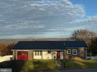 5 Summit Mnr, Lewistown, PA 17044