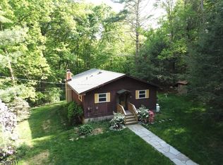 5 Wainwright Ln, Branchville, NJ 07826