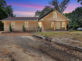 903 Shinault Rd, Byhalia, MS 38611