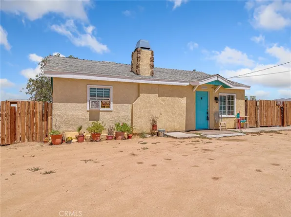 22006 Sioux Rd, Apple Valley, CA 92308